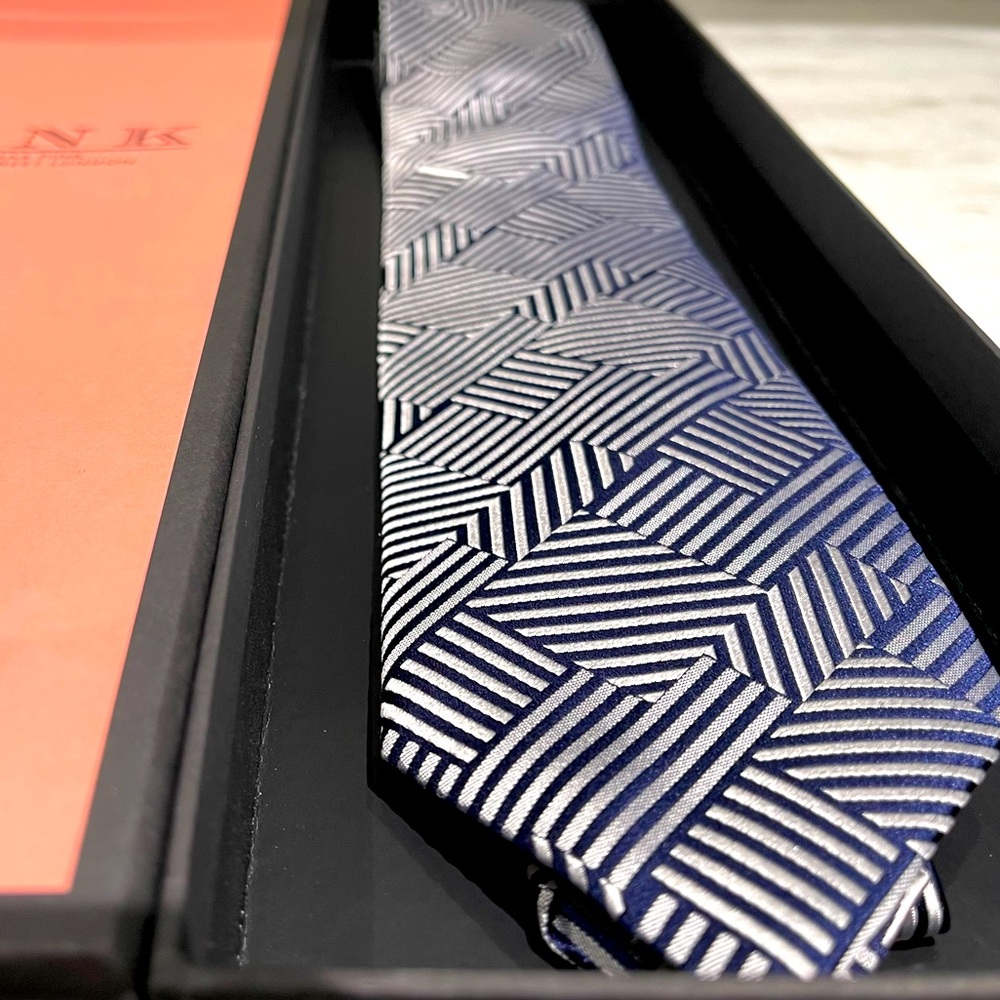 🔥ART DECO🔥✨💯AUTH LVMH THOMAS PINK STRIKING NAVY STACK GEOMETRIC MOTIF TIE